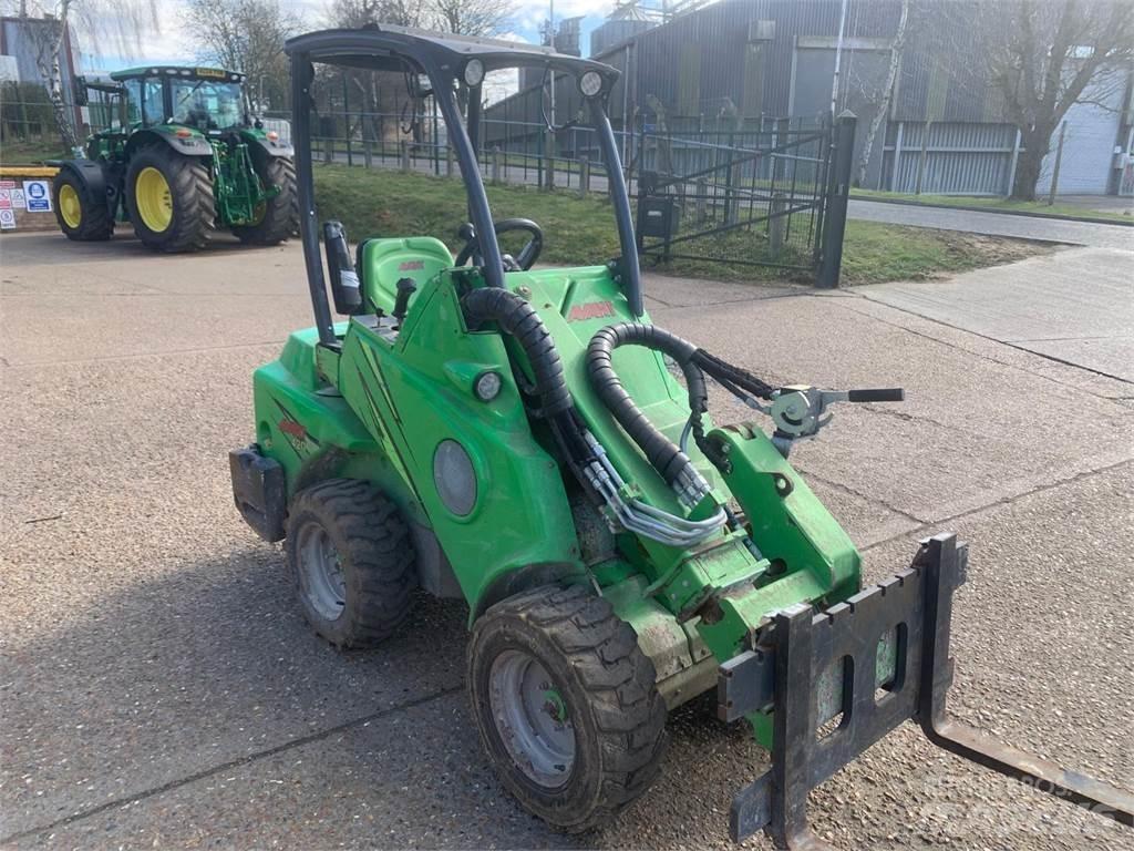 Avant AV 420 Farm Equipment - Others