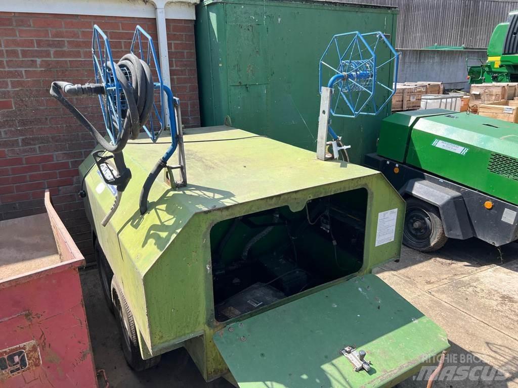  FUEL BOWSER Farm Equipment - Others