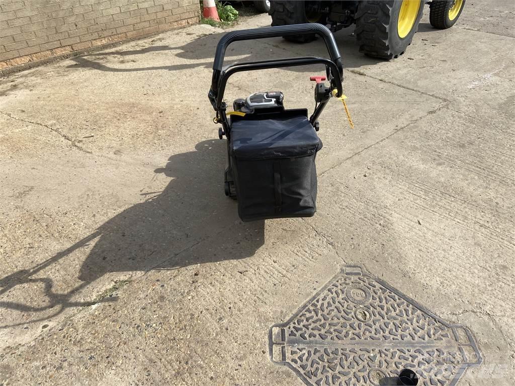 Hayter HARRIER 48 Farm Equipment - Others