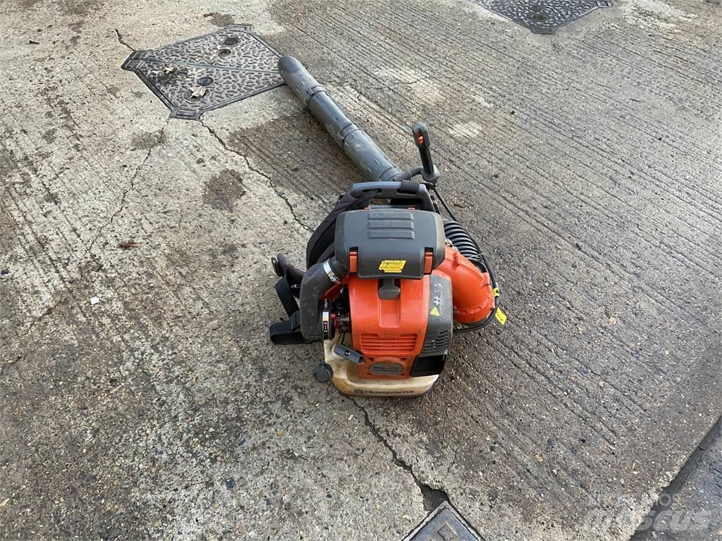Husqvarna 570BTS Farm Equipment - Others