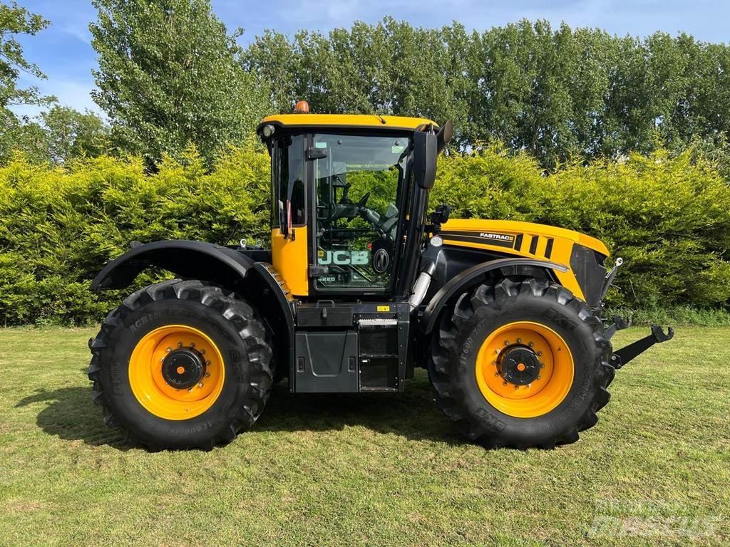 JCB 4220 FASTRAC Tractors