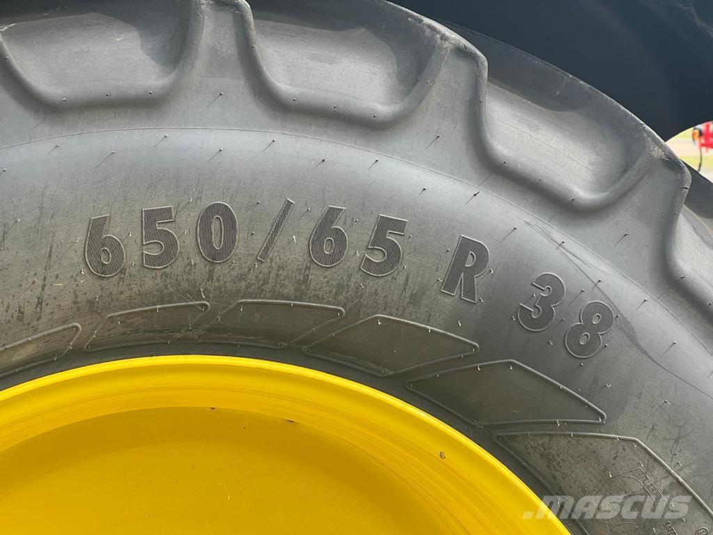 John Deere 6R185 Tractors