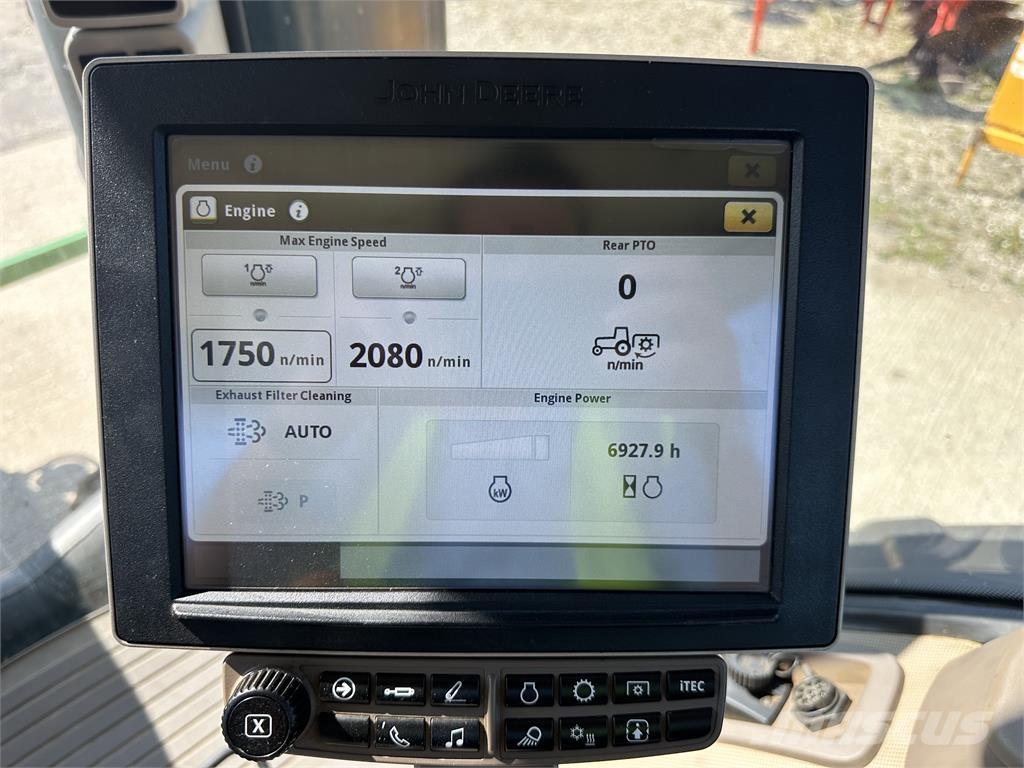John Deere 8370RT Tractors