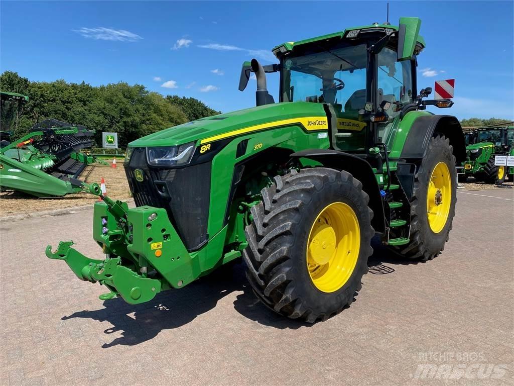 John Deere 8R370 Tractors
