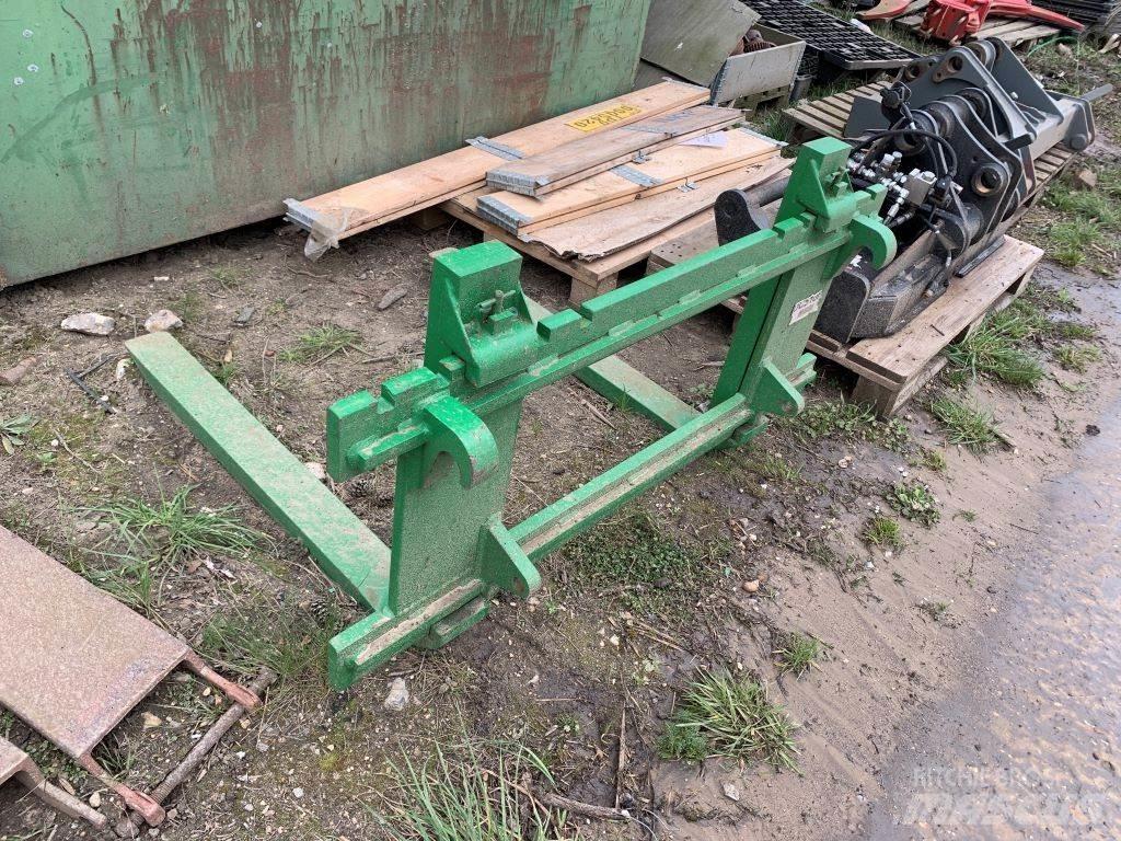 John Deere PALLET Other Attachment / Components