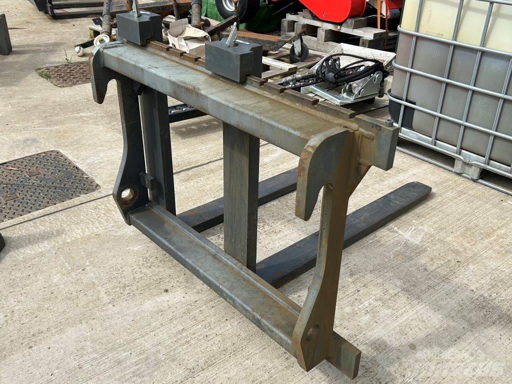 Kramer HEADSTOCK Farm Equipment - Others
