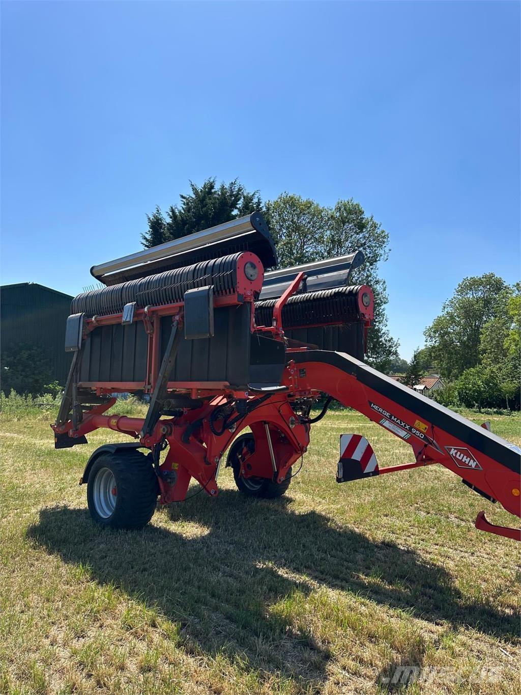 Kuhn MERGEMAXX950 Pasture Mowers And Toppers