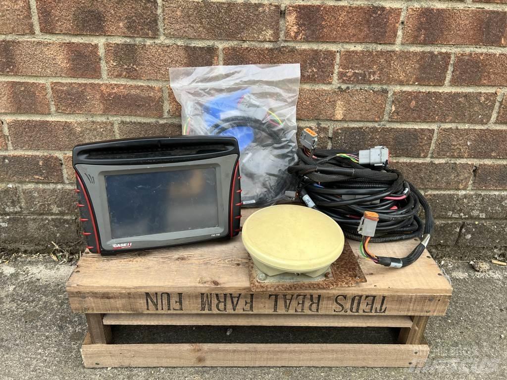 Trimble CFX750 Farm Equipment - Others