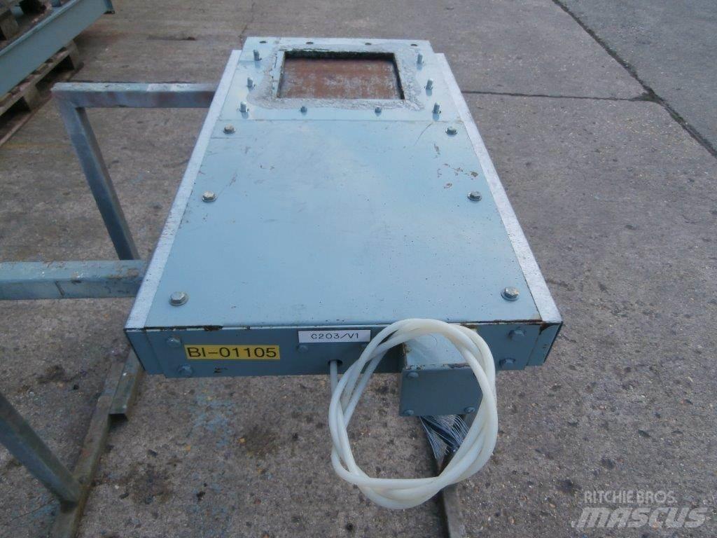 Turner PNUMATIC Farm Equipment - Others