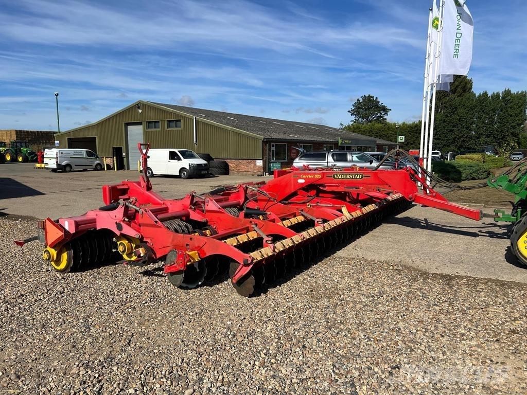 Väderstad CR925 Plows