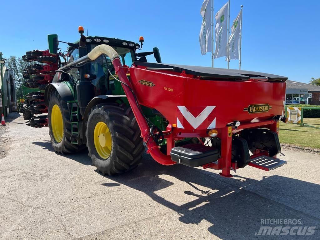 Väderstad TPV12 Farm Drills