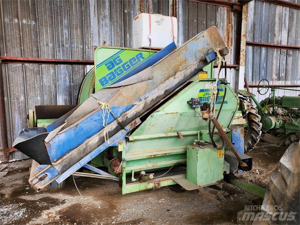 AG-BAG JR-700 Forage Harvester