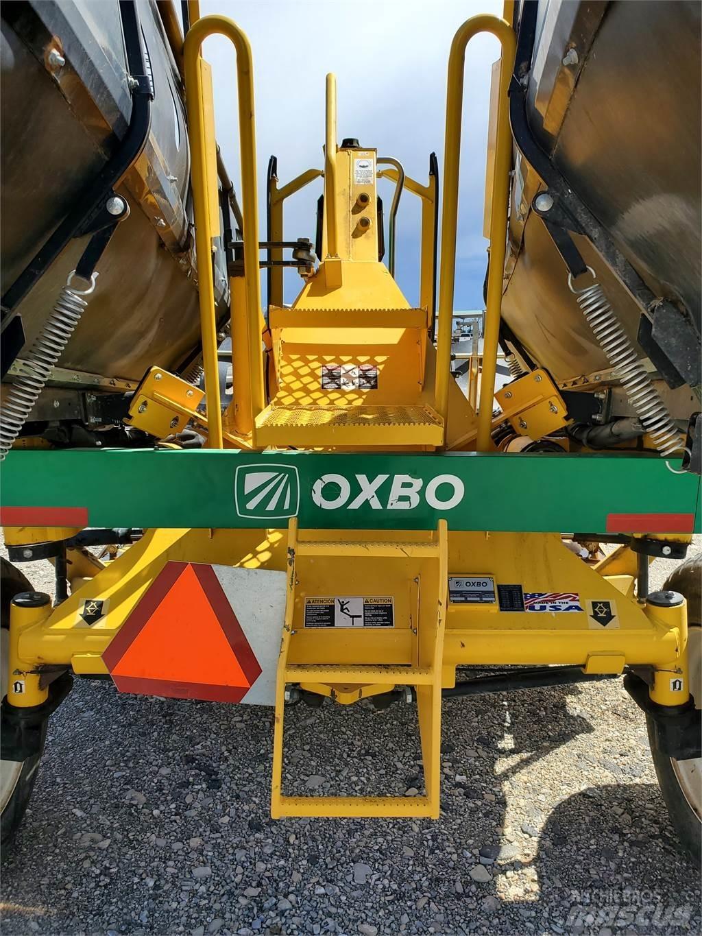 Oxbo 2334 Bale Wrappers