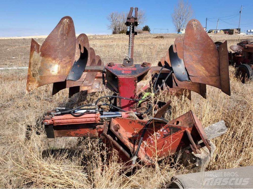  Watts 5 Bottom Plows
