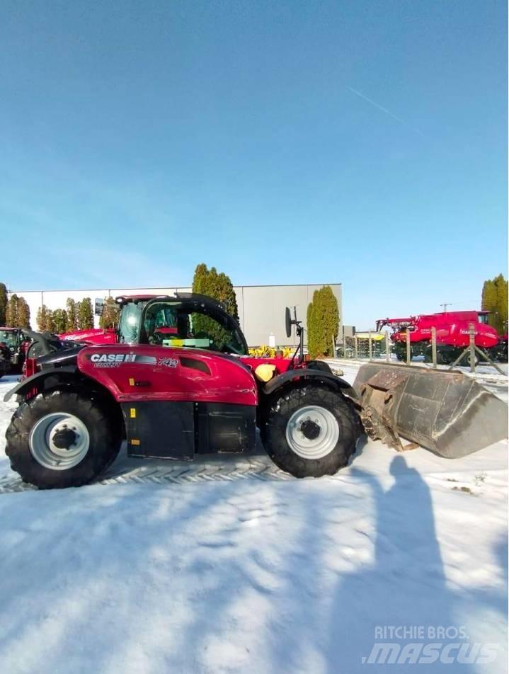 Case IH Farmlift 742 Telescopic Handlers
