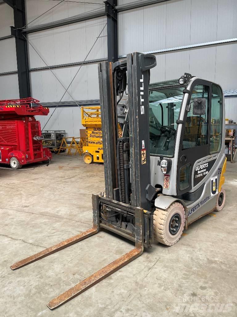 Still RX60-25 Electric Forklifts