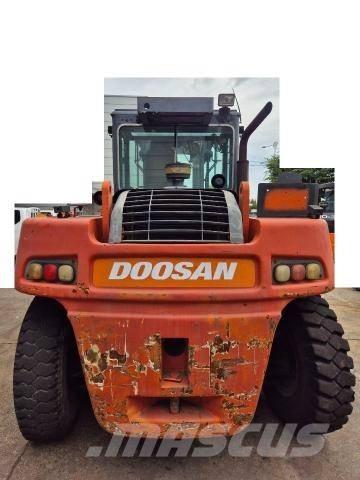 Doosan D 160 S-5 Diesel Forklifts