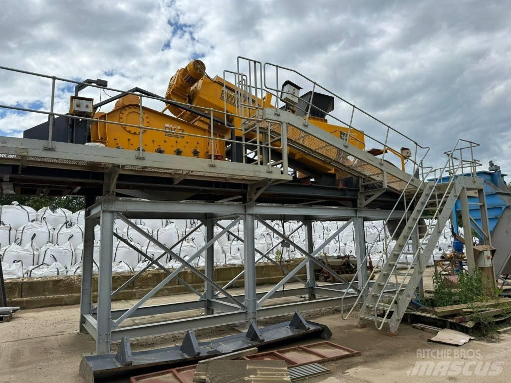 Bruce BWR Aggregate Equipment
