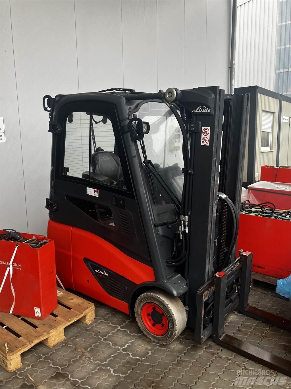 Linde E16C Electric Forklifts