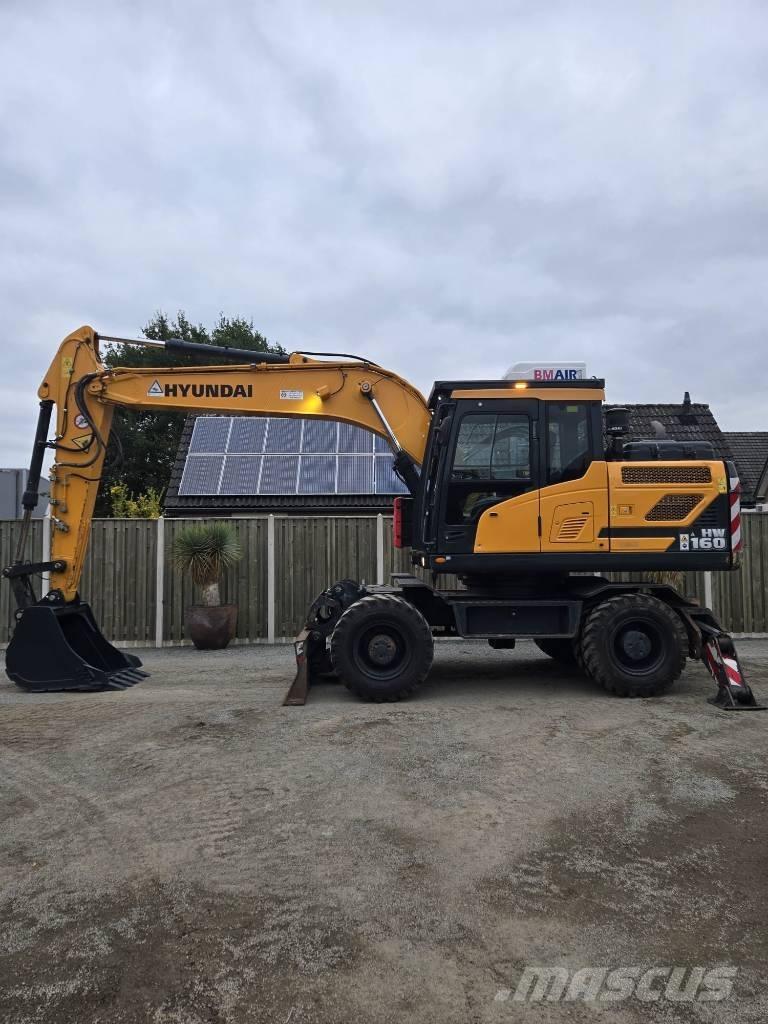 Hyundai HW 160 Wheeled Excavators