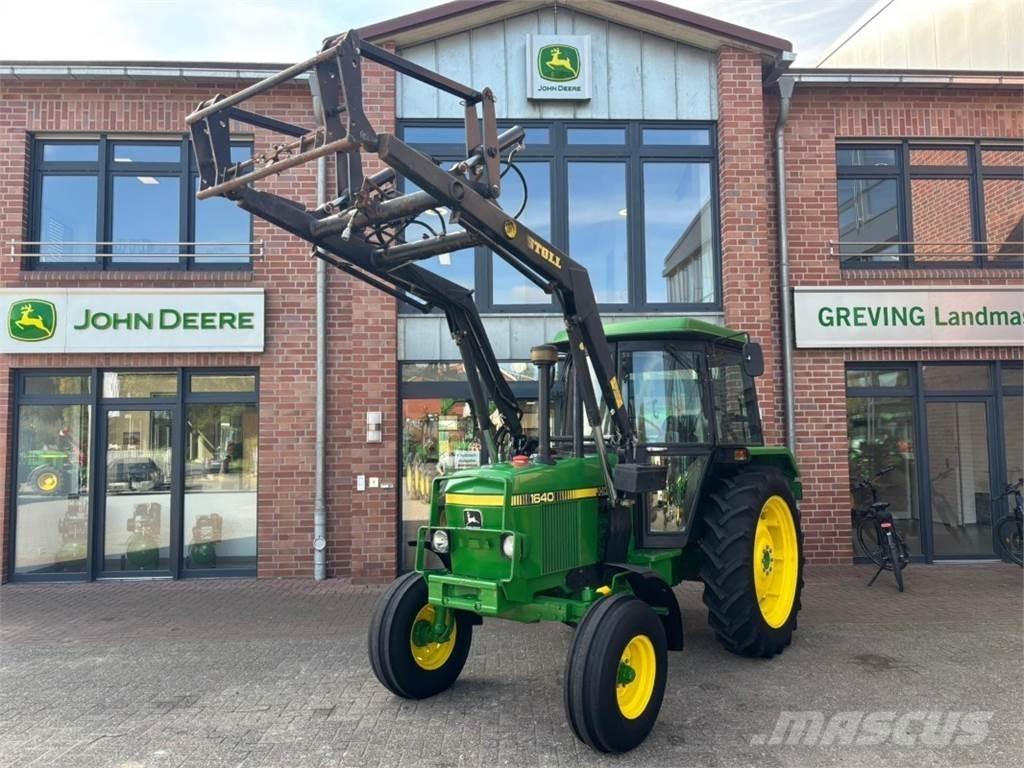 John Deere 1640 Tractors
