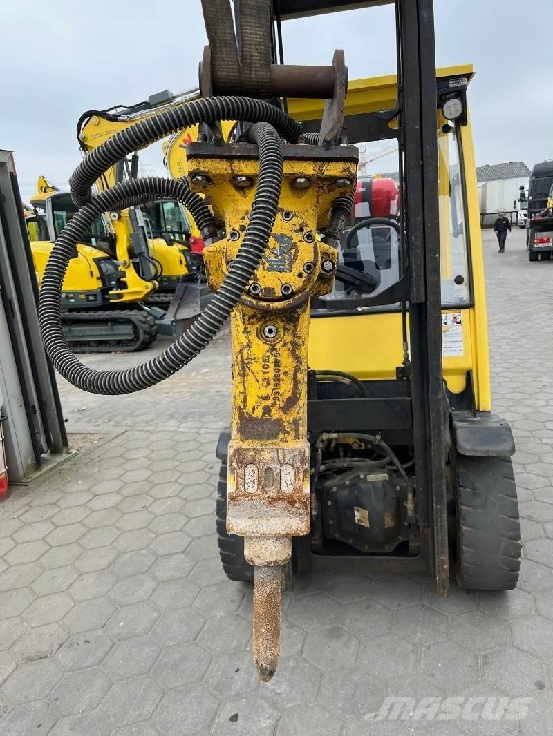 Atlas Copco SB152 Farm Equipment - Others