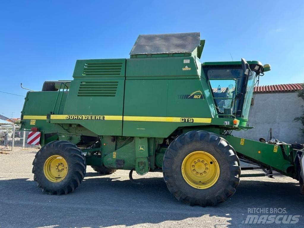 John Deere CTS Rice Combine Harvesters