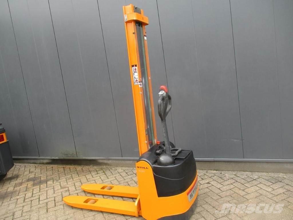 Still EGV 12 Pedestrian stacker