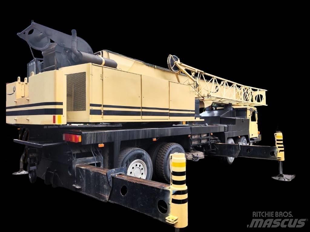Lokomo A 353 NR Mobile and all terrain cranes