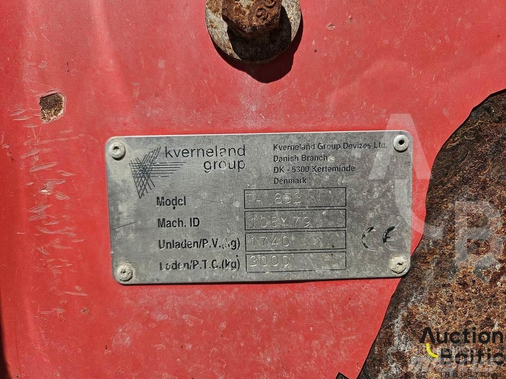 Kverneland TA 853 Shredders