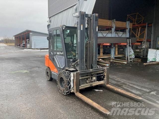 Doosan D35C-7 Diesel Forklifts
