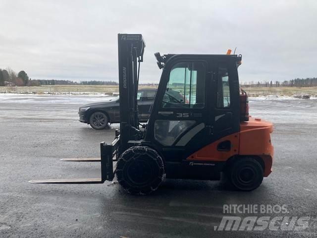 Doosan D35C-7 Diesel Forklifts