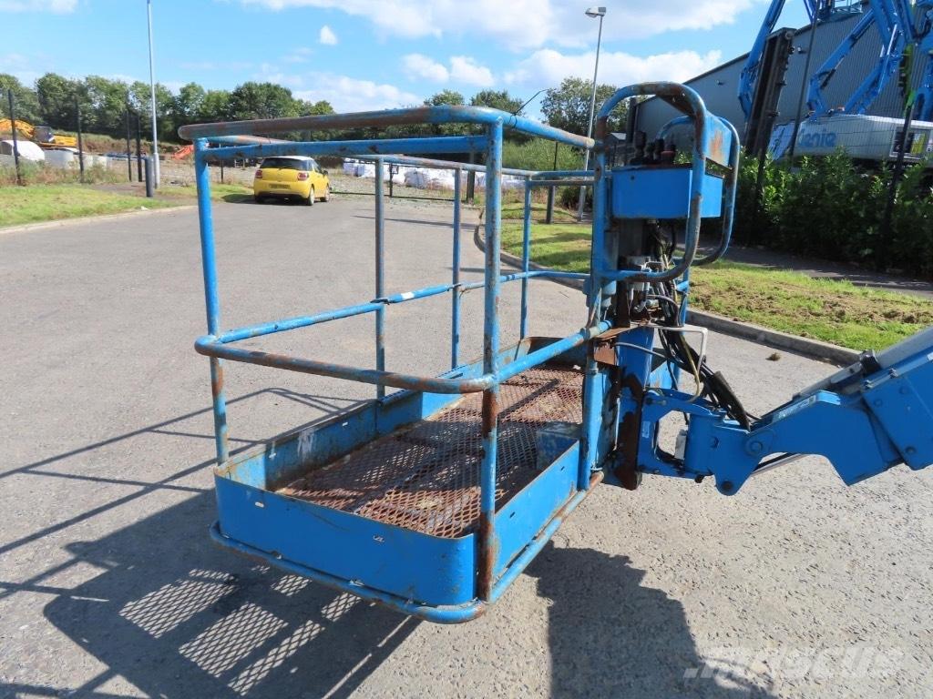 Genie Z 135 Articulated boom lifts