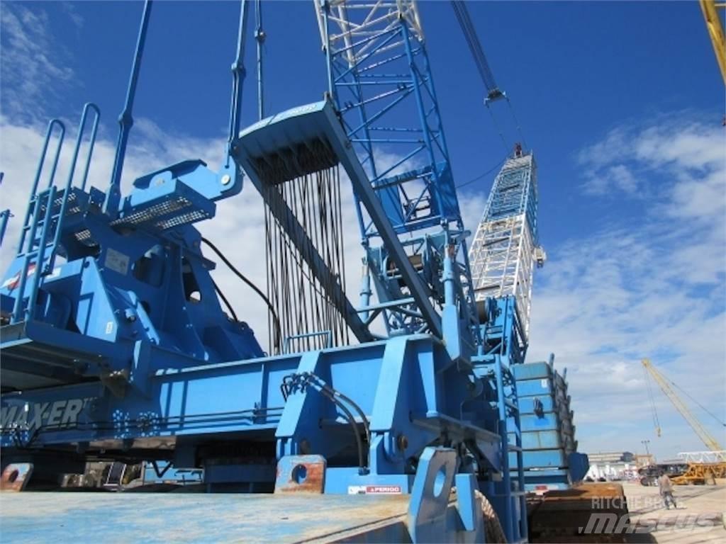 Manitowoc 16000 Crawler Cranes