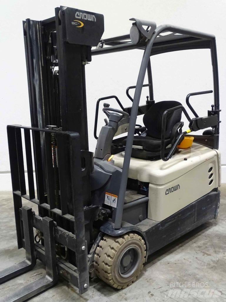 Crown SCT6060-2.0 Electric Forklifts