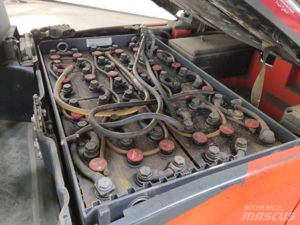 Linde E16C-02 Electric Forklifts