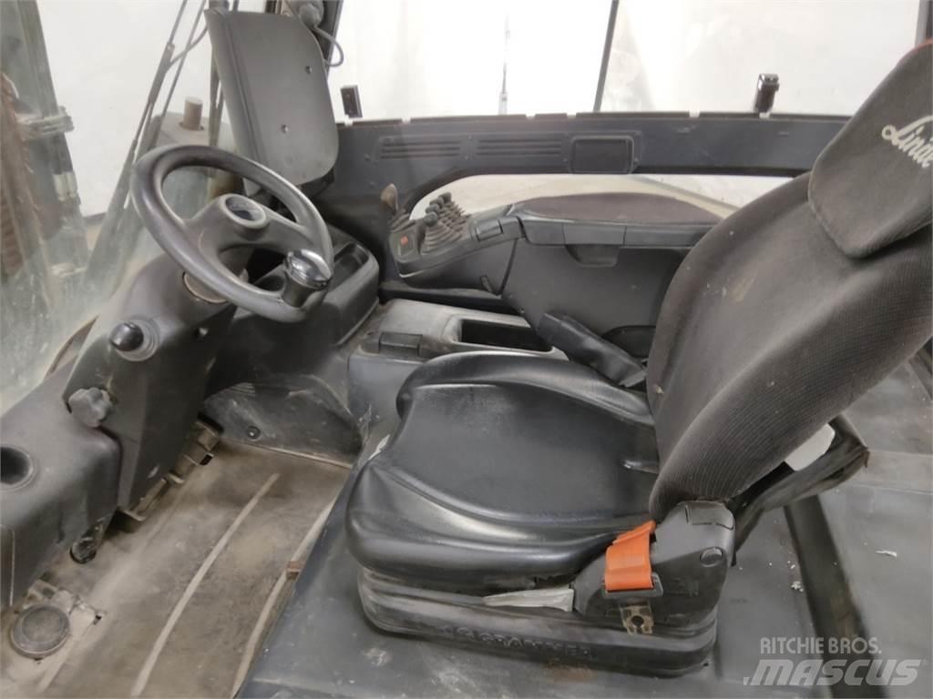 Linde E25L-01 Electric Forklifts