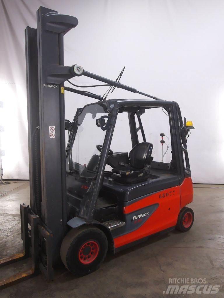 Linde E30L-01 Electric Forklifts