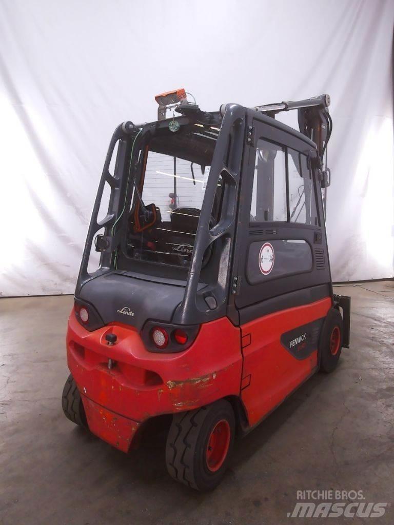 Linde E30L-01 Electric Forklifts