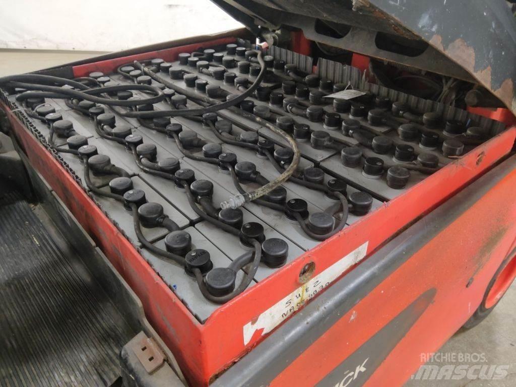 Linde E30L-01 Electric Forklifts