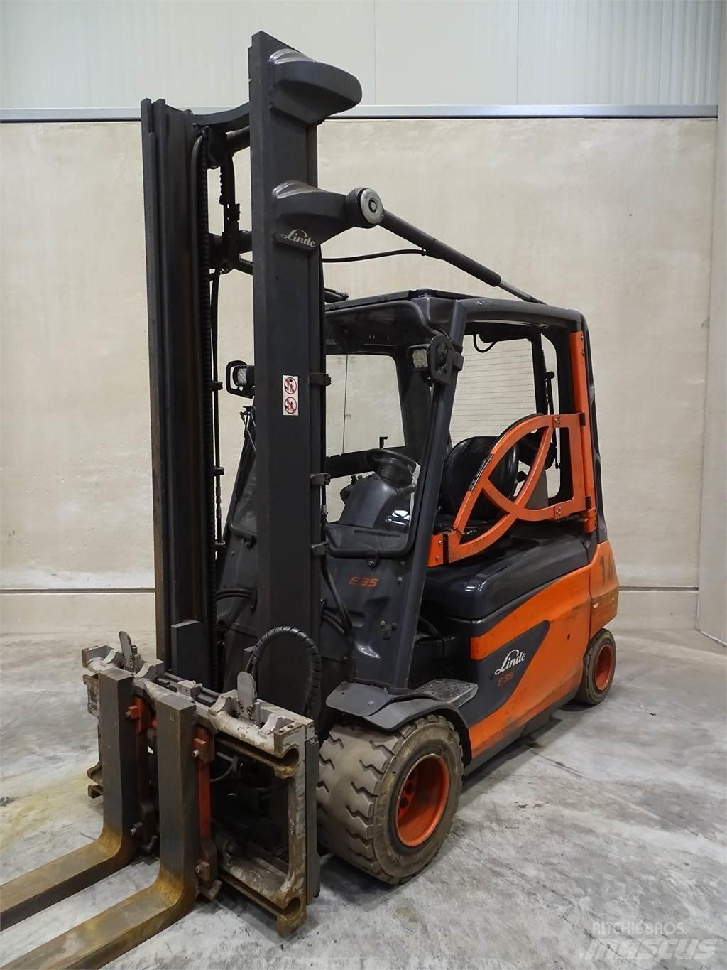 Linde E35L-01 Electric Forklifts