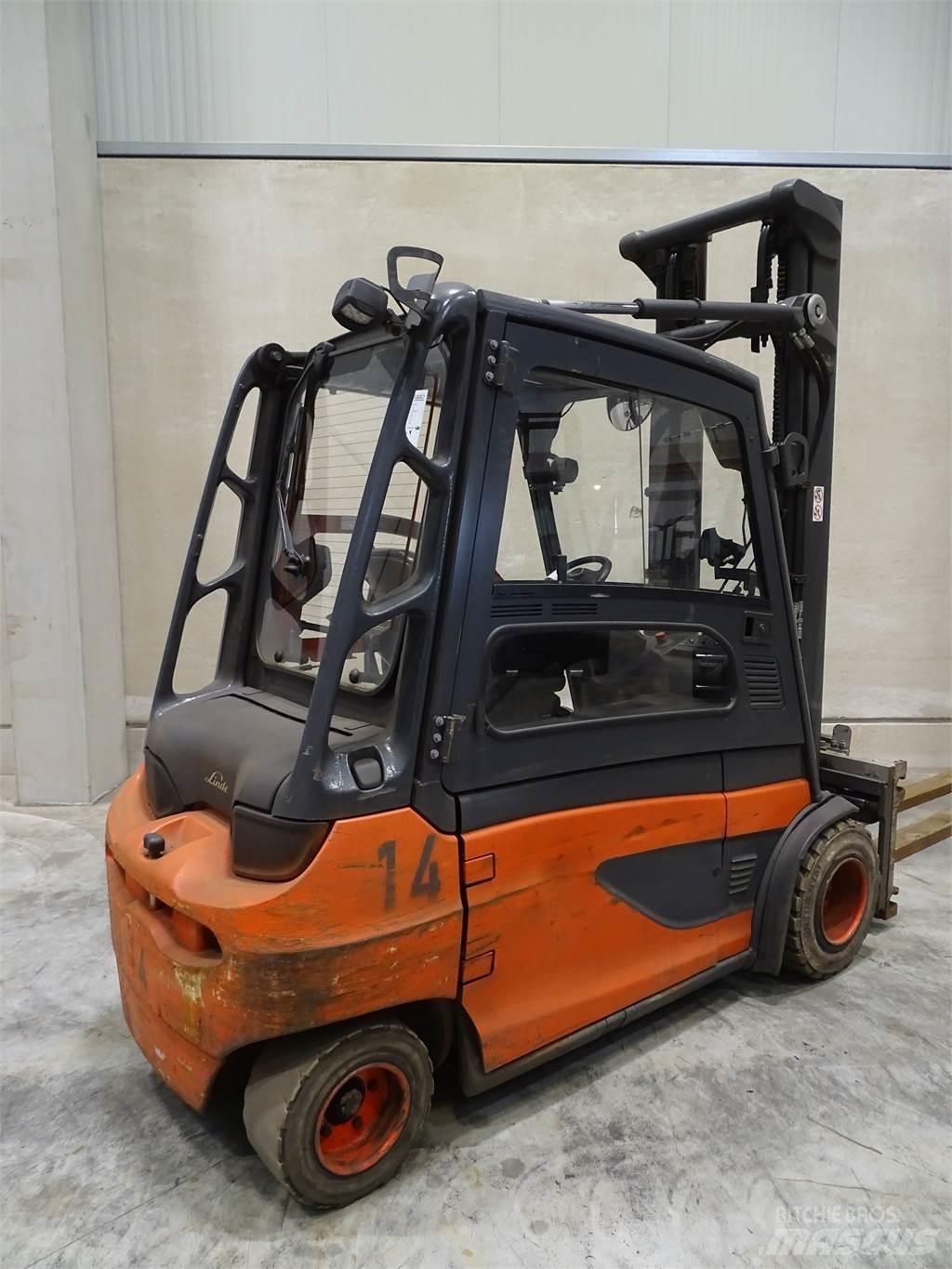 Linde E35L-01 Electric Forklifts