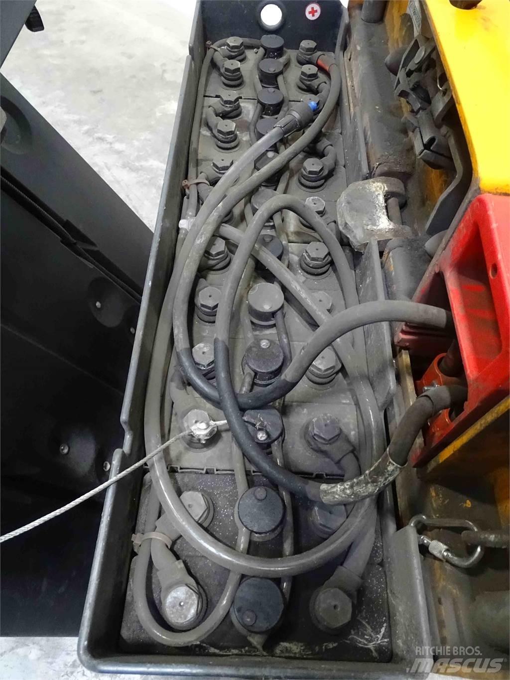 Still CX-T Tow Trucks / Wreckers