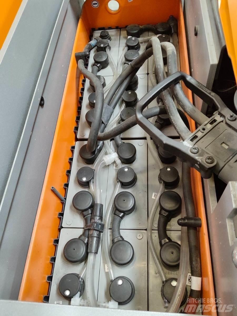 Still EK-X10 High lift order picker