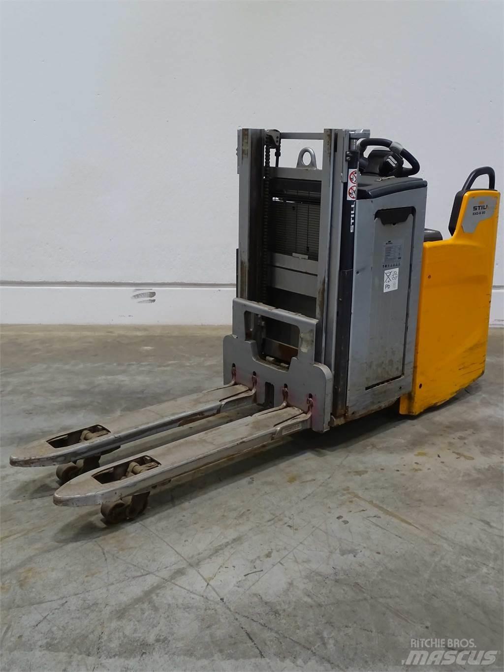 Still EXD-S20 Pedestrian stacker