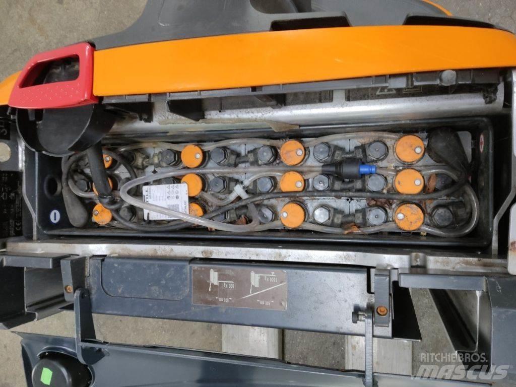 Still EXU-H18 Pedestrian stacker