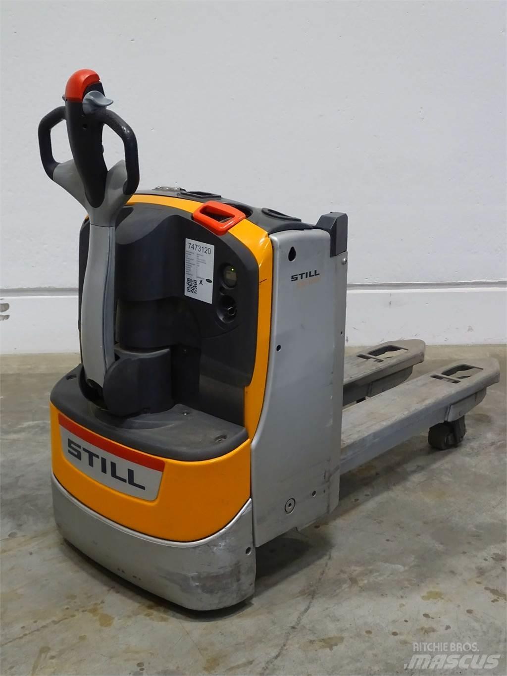 Still EXU-H18 Pedestrian stacker