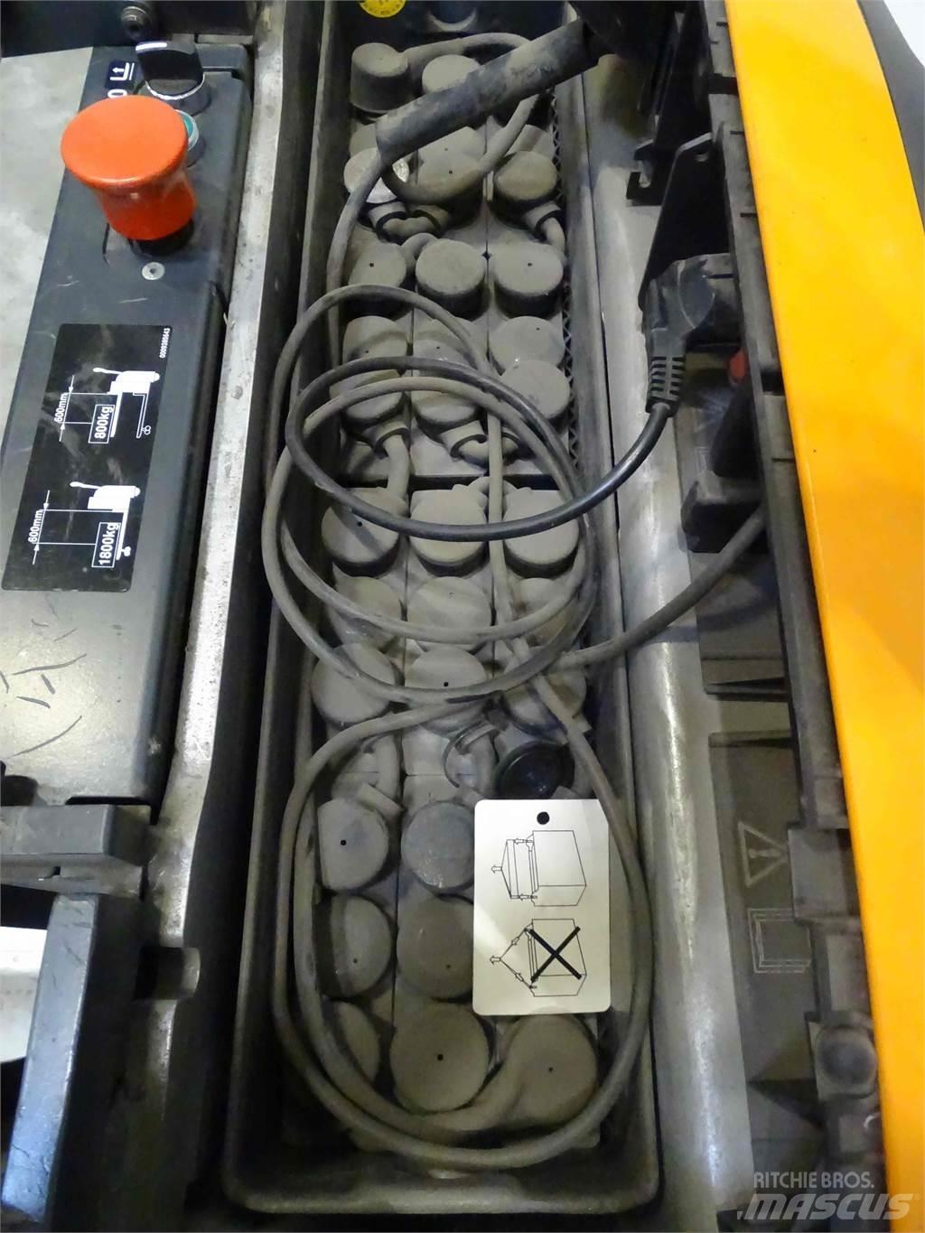 Still EXU-H18 Pedestrian stacker