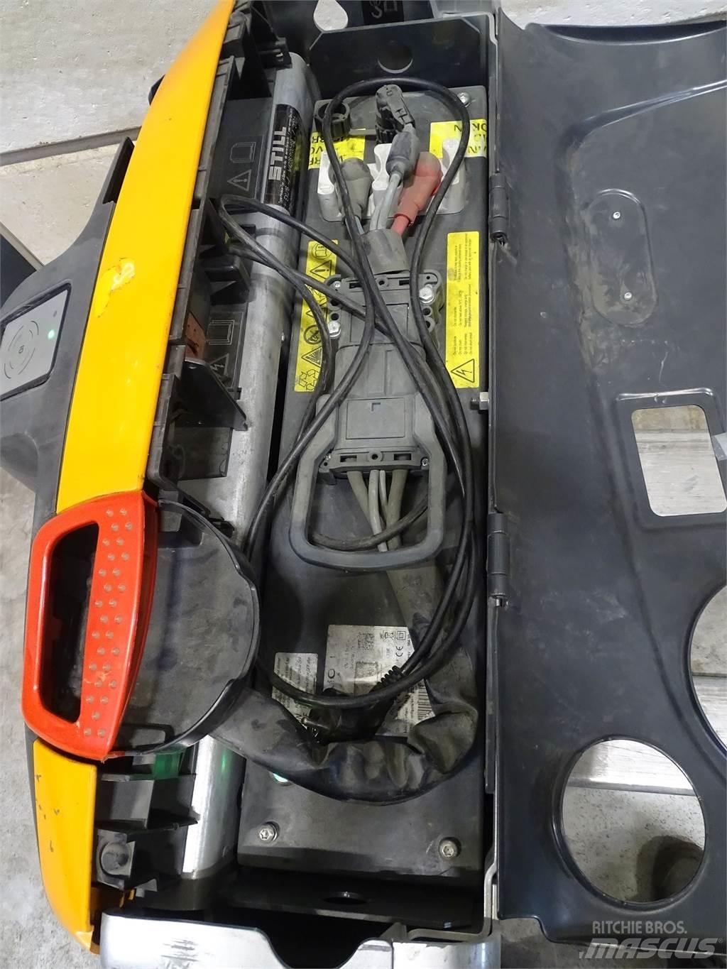 Still EXU16/LIION Low lifter