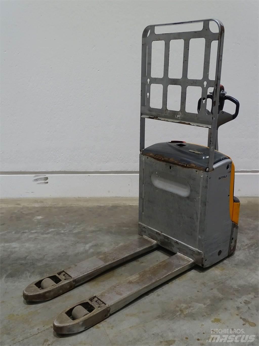 Still EXU18 Low lifter